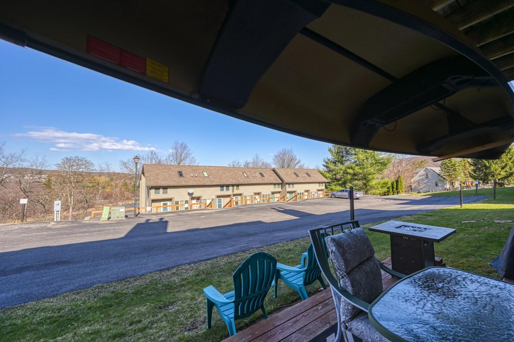 Deep Creek Village McHenry Rum bild